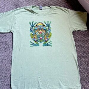 Cool oversized graphic t-shirt size large